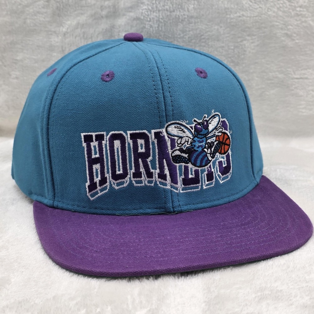 Charlotte Hornets Hat‎ Snapback Teal Purple Adidas Hardwood Classics NBA Retro